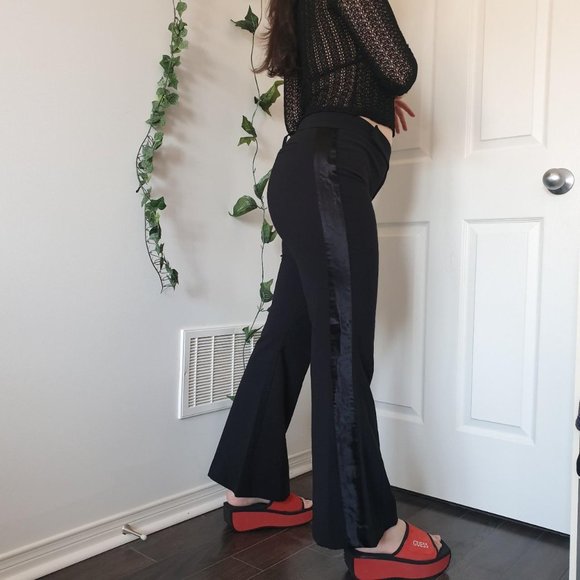 Y2K BLACK LOW RISE PANTS - Picture 2 of 4